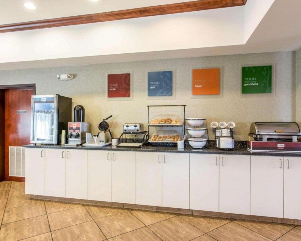 Comfort Inn & Suites Madisonville Zewnętrze zdjęcie