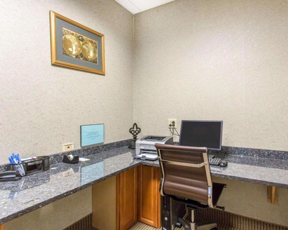 Comfort Inn & Suites Madisonville Zewnętrze zdjęcie