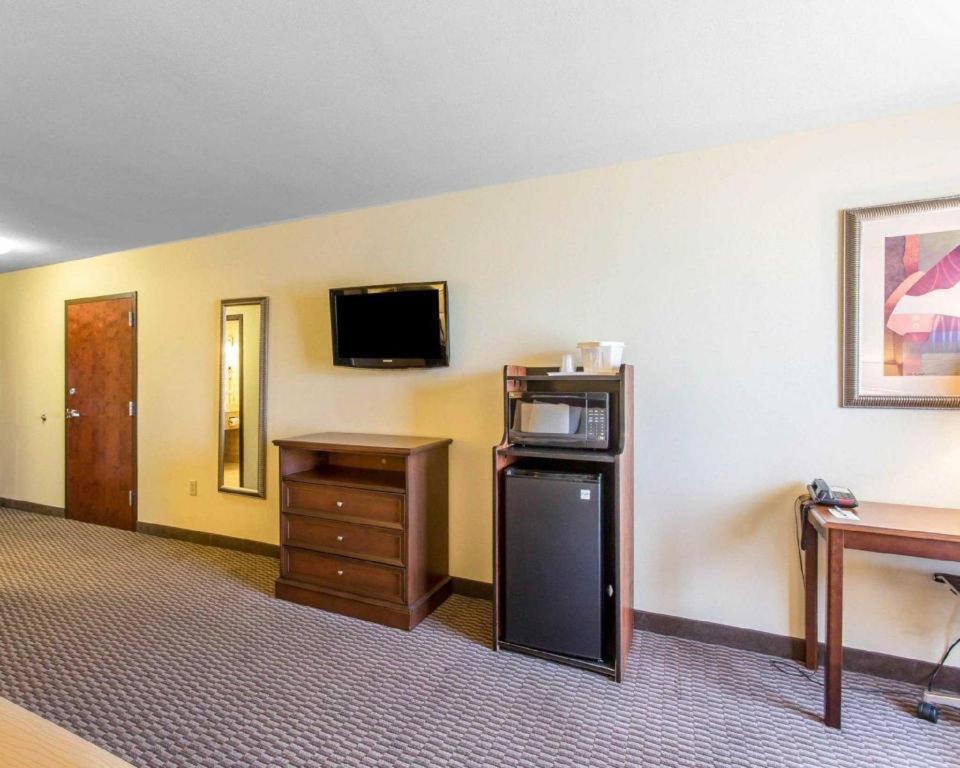 Comfort Inn & Suites Madisonville Zewnętrze zdjęcie