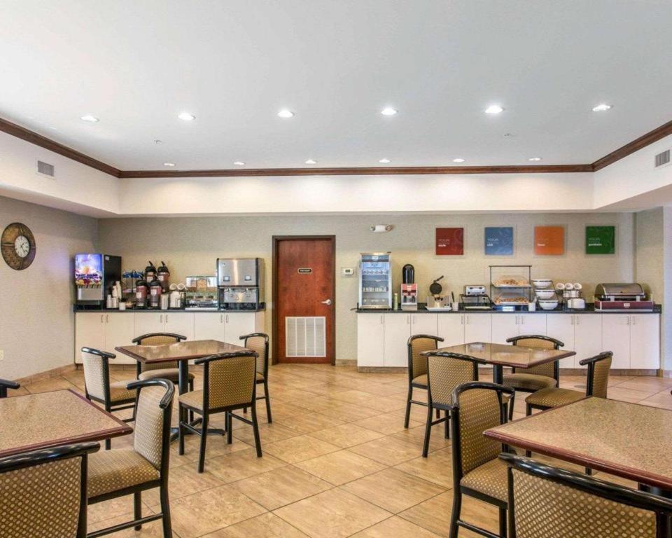 Comfort Inn & Suites Madisonville Zewnętrze zdjęcie
