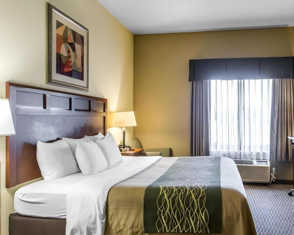 Comfort Inn & Suites Madisonville Zewnętrze zdjęcie