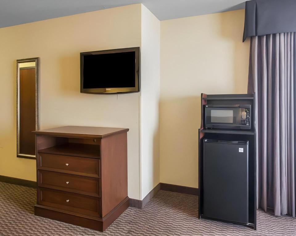 Comfort Inn & Suites Madisonville Zewnętrze zdjęcie
