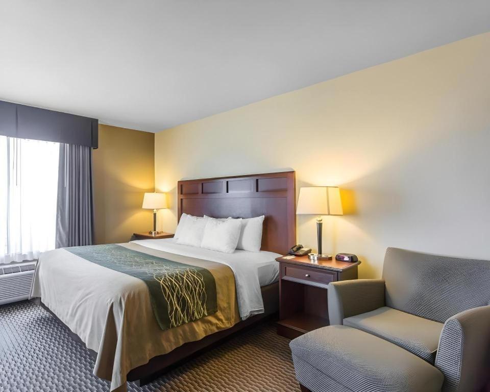 Comfort Inn & Suites Madisonville Zewnętrze zdjęcie
