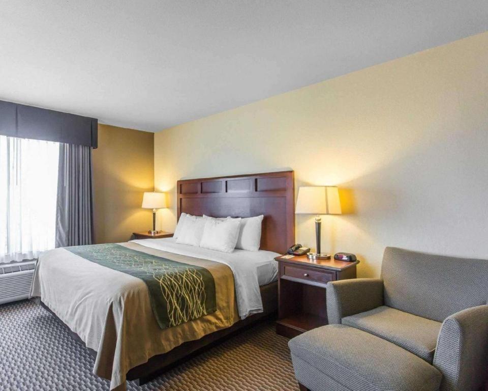 Comfort Inn & Suites Madisonville Zewnętrze zdjęcie