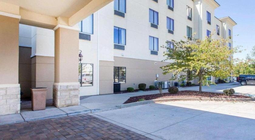 Comfort Inn & Suites Madisonville Zewnętrze zdjęcie