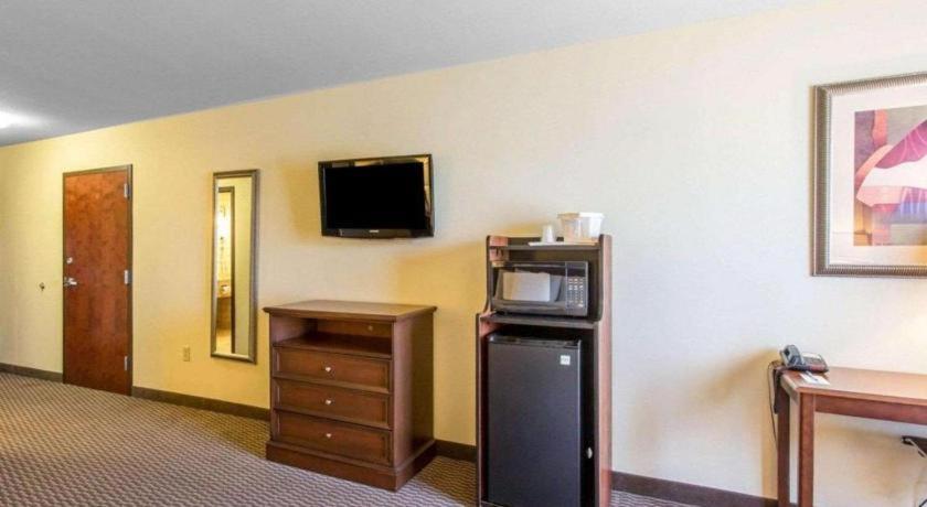 Comfort Inn & Suites Madisonville Zewnętrze zdjęcie