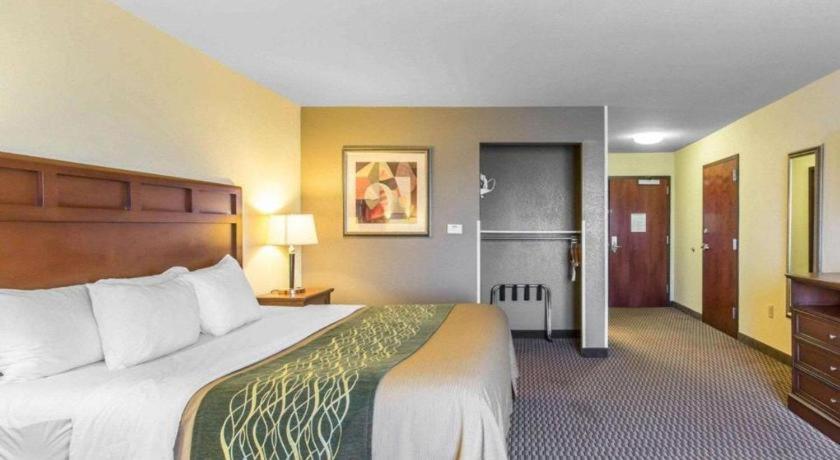 Comfort Inn & Suites Madisonville Zewnętrze zdjęcie